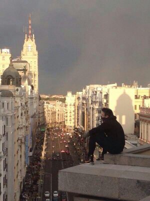 115Piros's profile picture. | DJ | Temple y Praxis | Madrid | Deep House | Osado, Tributo y Jedi a ratos | Formado en la escuela de música electrónica Artisrt At Work |