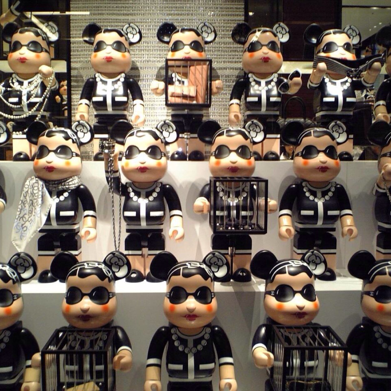 aicomanaicoman's profile picture. welcometoHOMe    1love   ☻