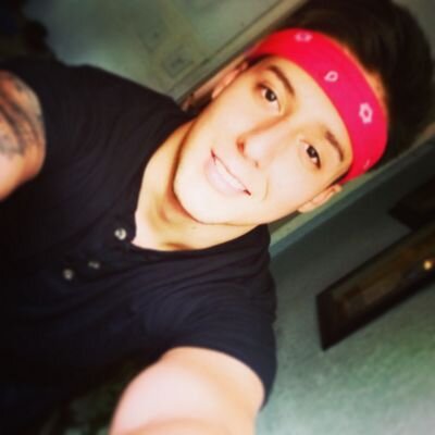 Full Time College Kid Who Likes To Meet Random People Get at me lmao!!
