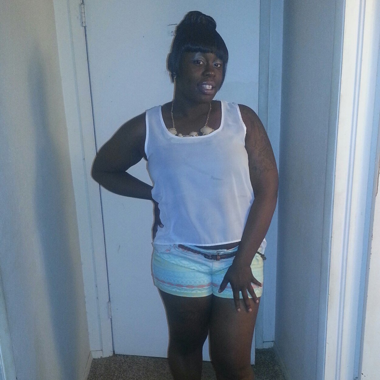 ,don't ask questions..juss FOLLOW. #teamiphone5 #teamcancer #teamfreak #collegegurl #teamTJC #mommytobe