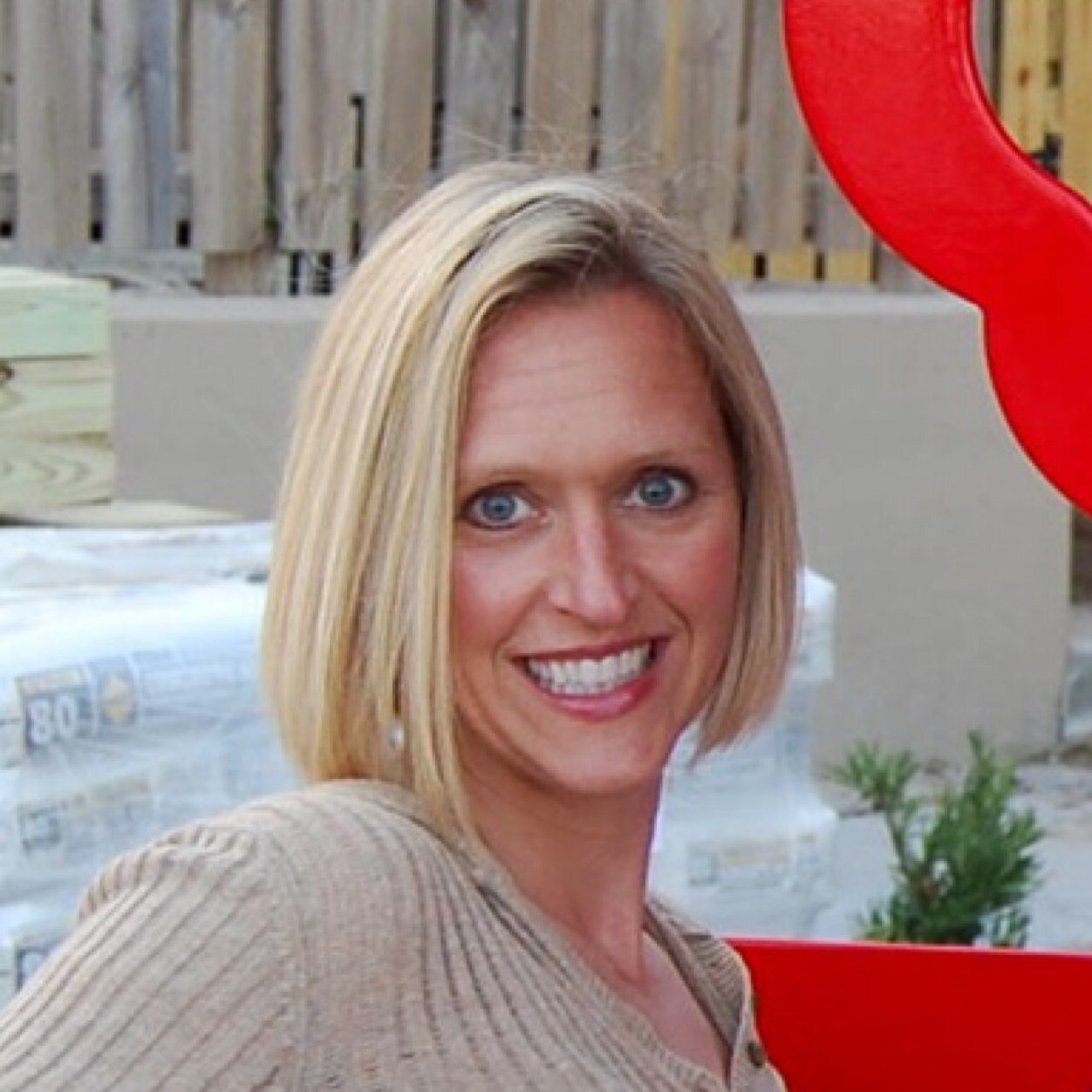 Shari Dropik