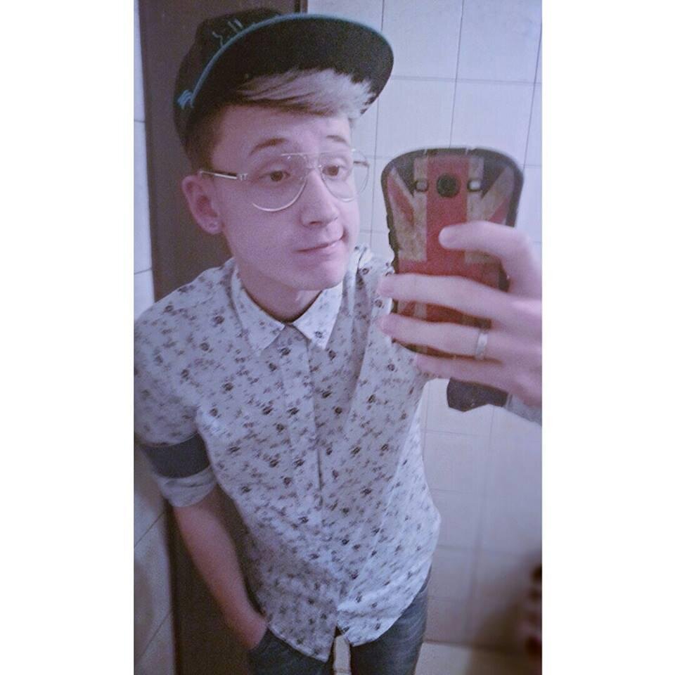 Follow on Instagram @_luucascabral