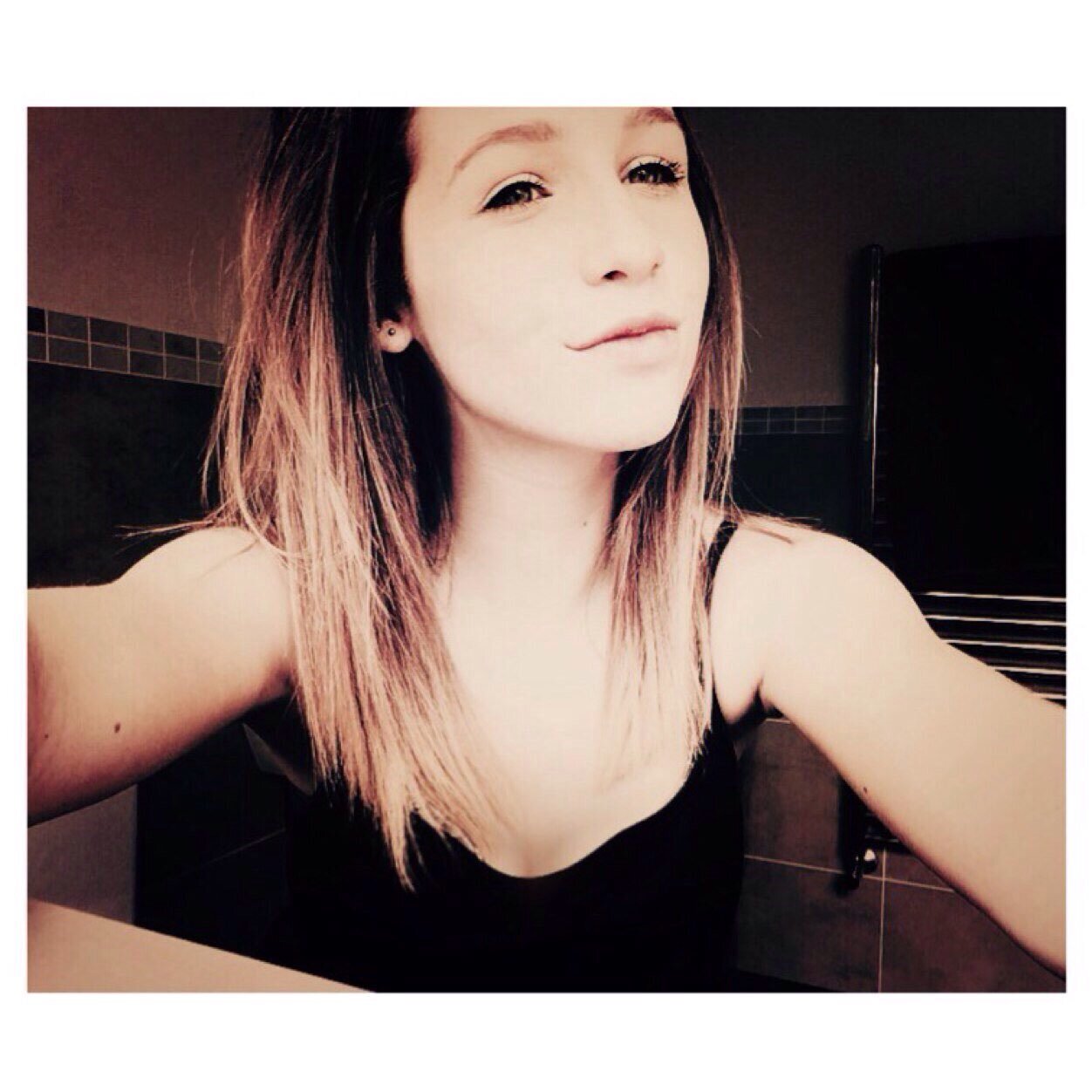 MelanieWagner_'s profile picture. Exeter 2015❤️