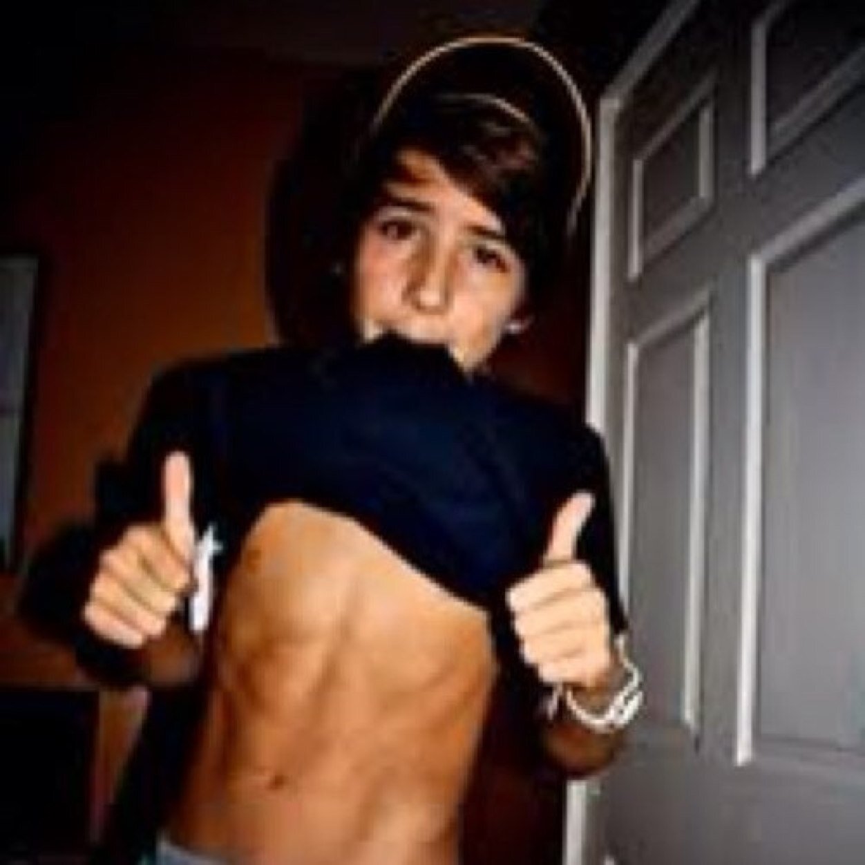 New acount. Follow me