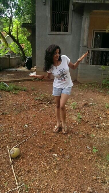 Friendly,happy go lucky person,loving,caring,loves shopping,travelling,swimming,singing,sports,love Rc n many more things...