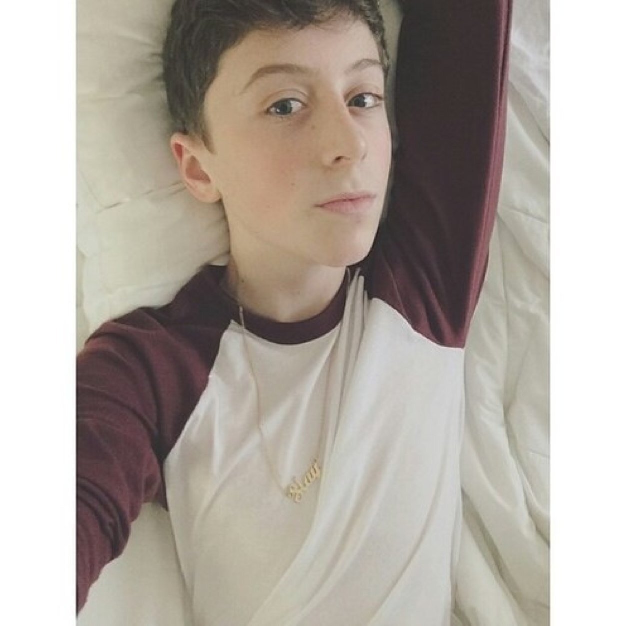 BaeIsTrevor's profile picture. 5h and o2l thats my life