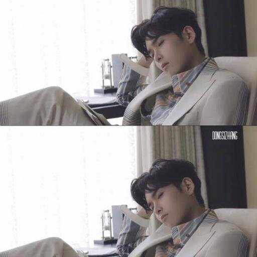 aku ingin mencinta seseorang tapi tidak ada yang mencintaiku :( :'(