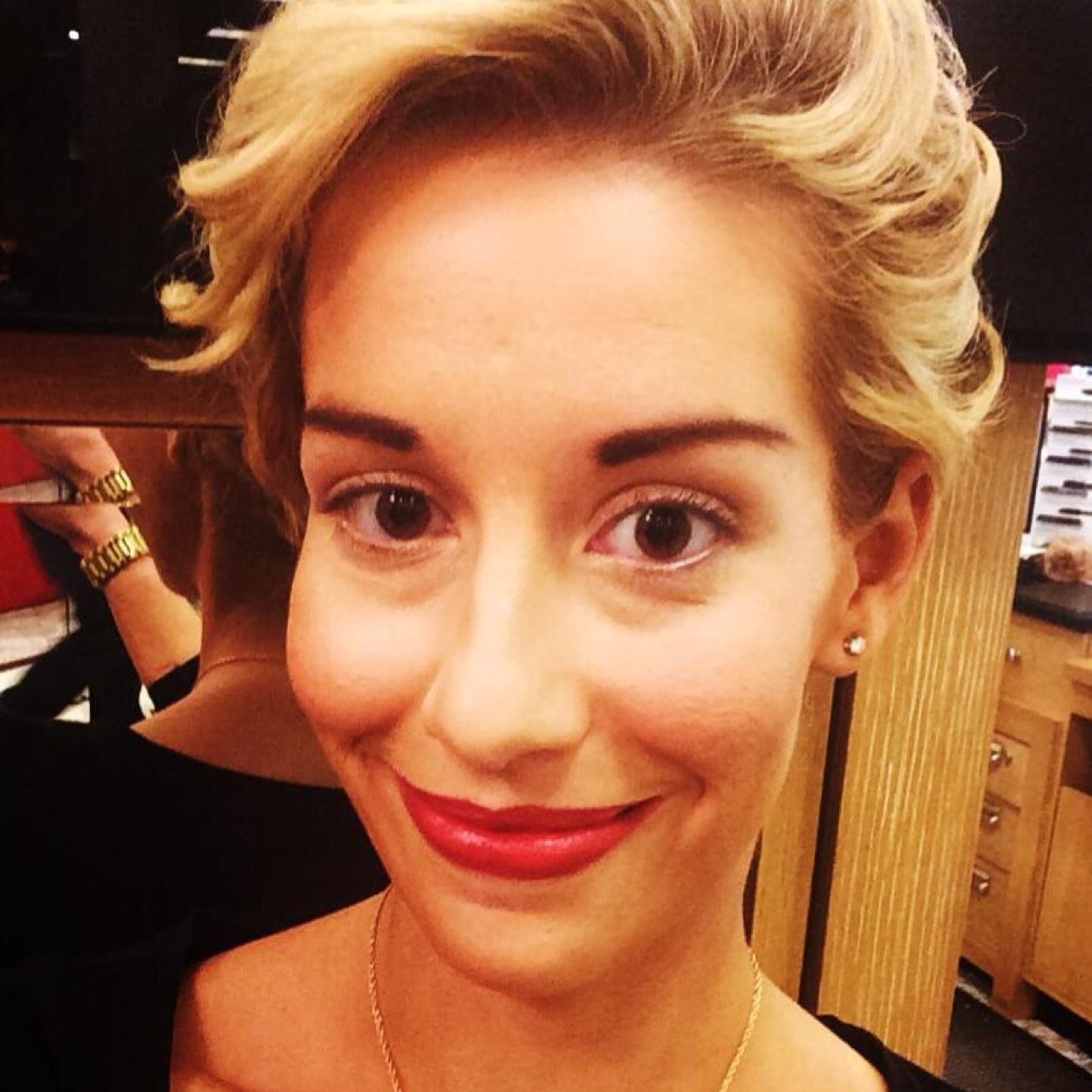 fashionista257's profile picture. 24, fashion blogger and stylist, vivacious, visionary, and Vogue addict. My passion is fashion. What's yours? Likes: shoes, lipstick, dark chocolate and TV