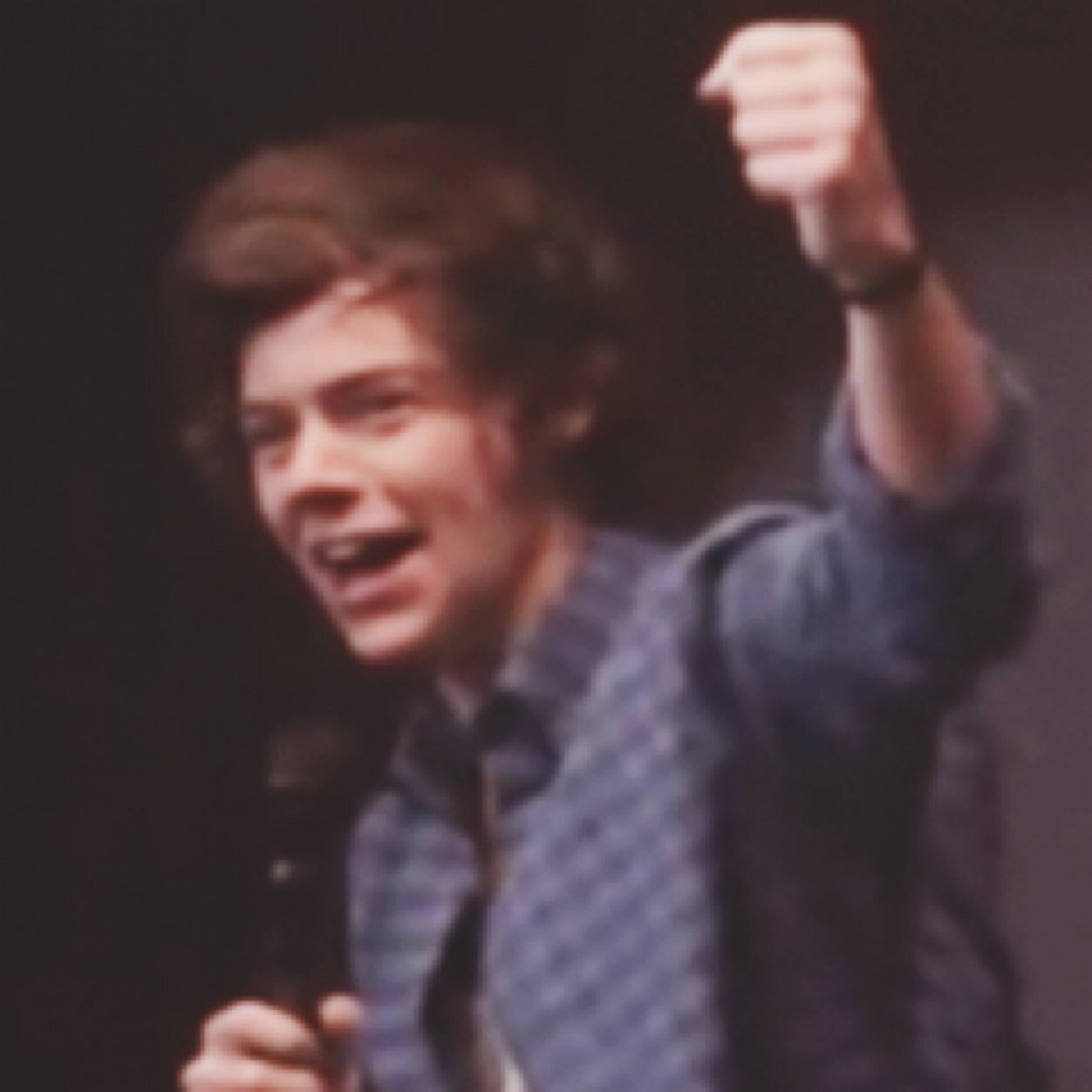 free follow bc you're perf please follow @relahvantnarry have a nice day ♡