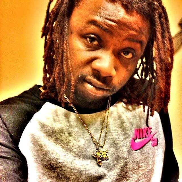 Artist Desiger SongWriter BusinessMan #WeGrindEnt #BlackLamb #LambLife 40gang just a group of Big Gun's & Bigger Clips #CFN drop this summer
