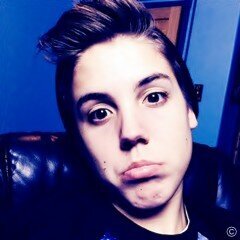 ✌ idk dude, i just love food sleep and Matthew Espinosa ✌