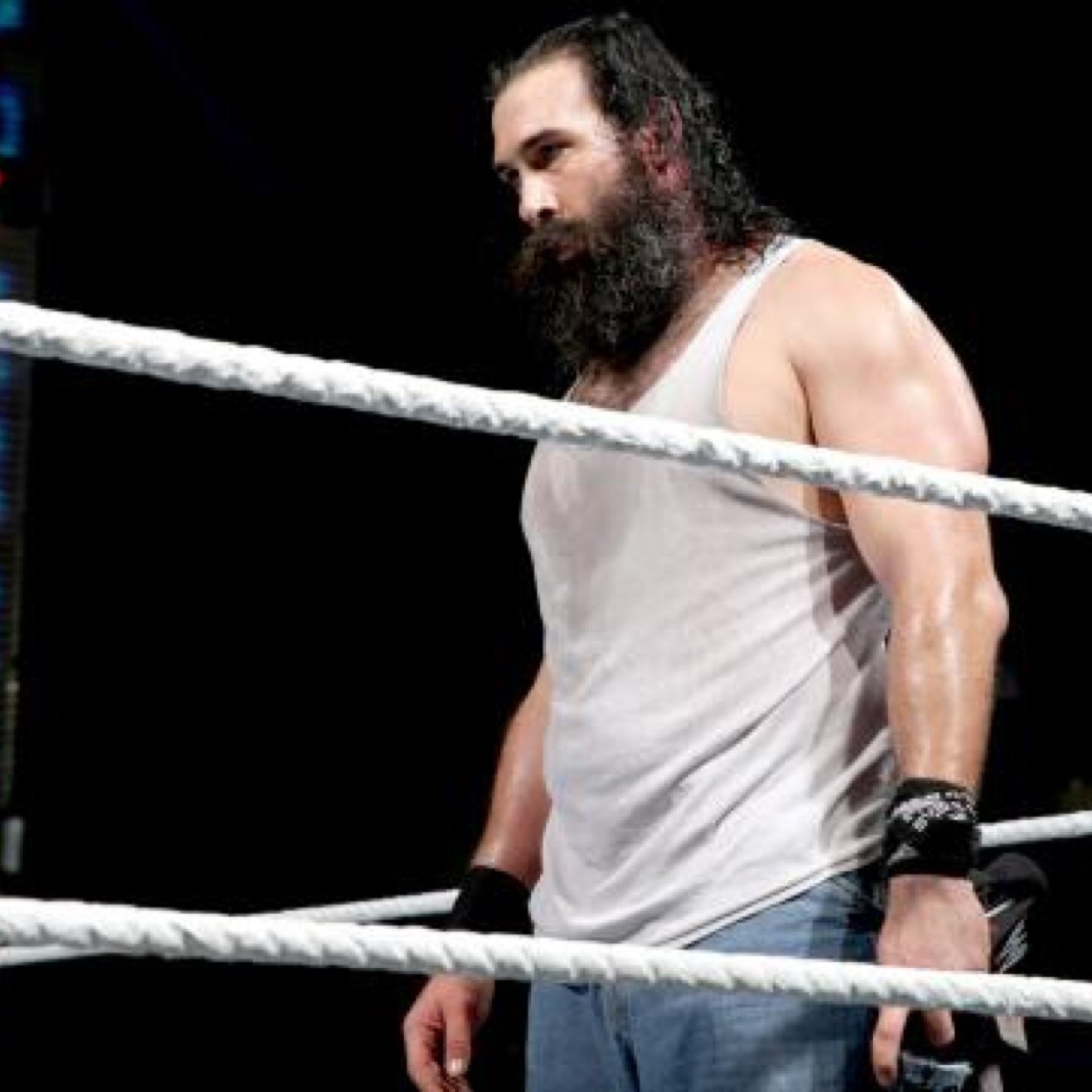 When the clock goes tick tock, what do we end up playing? #FollowTheBuzzards Don't be afraid, just join us. He has the whole world in his hands.. #IWF I'm here.