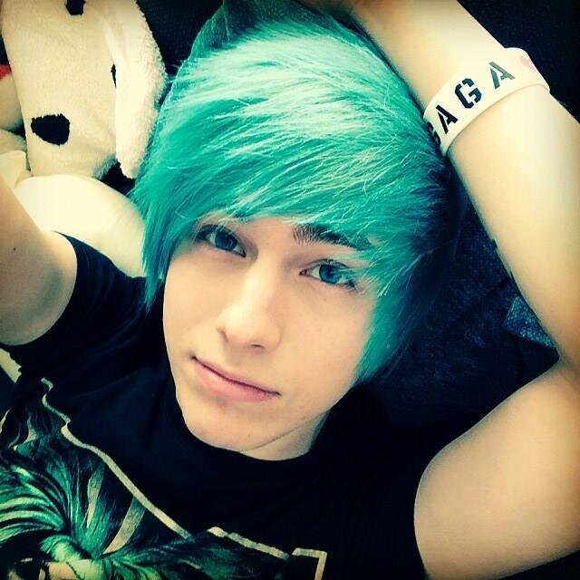 18|gay|i love my boyfriend