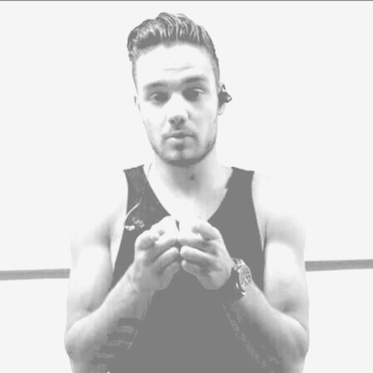 Hey beautiful chin up :)) Also this is @BlazinwithZouis so follow her bc she loves you lots hehe :))