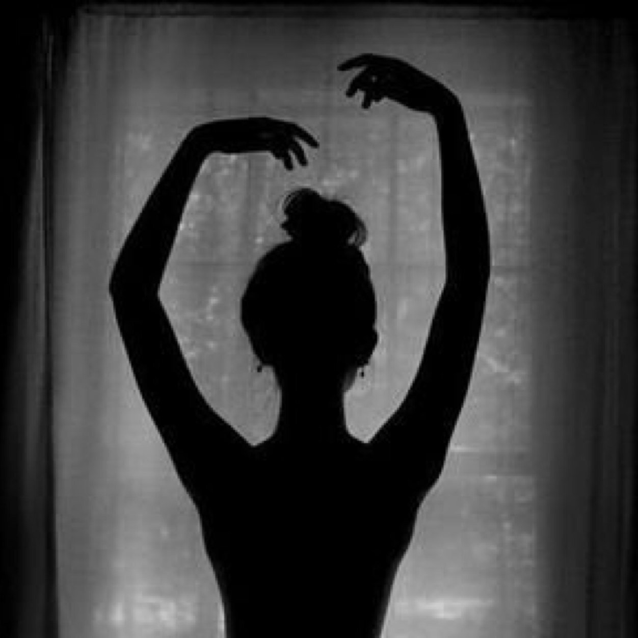 I dance i cry i hurt ...