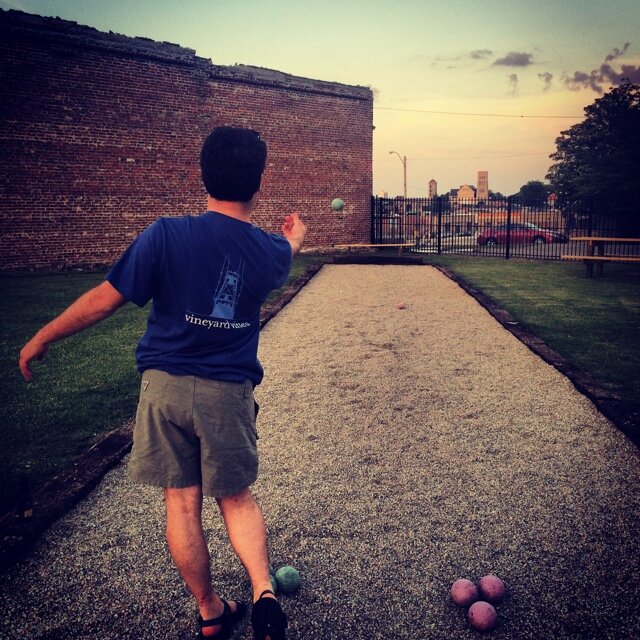 ReitsAllDay's profile picture. 