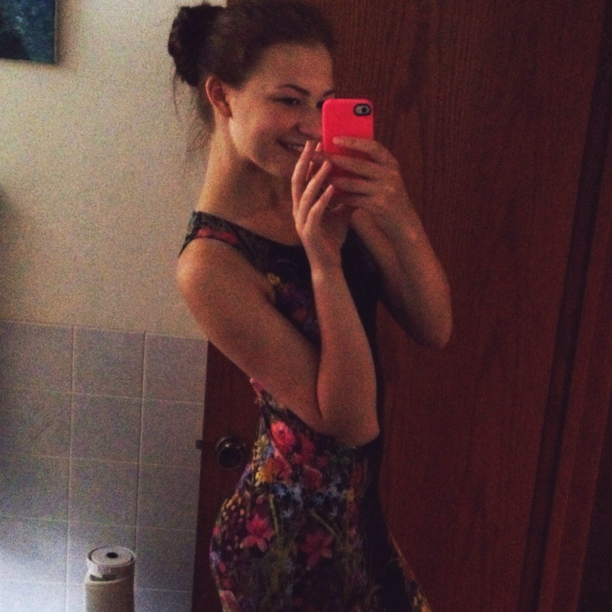 ElzaRomane's profile picture. http://t.co/gcCehYAVTE 
http://t.co/XHwrM7qO6P