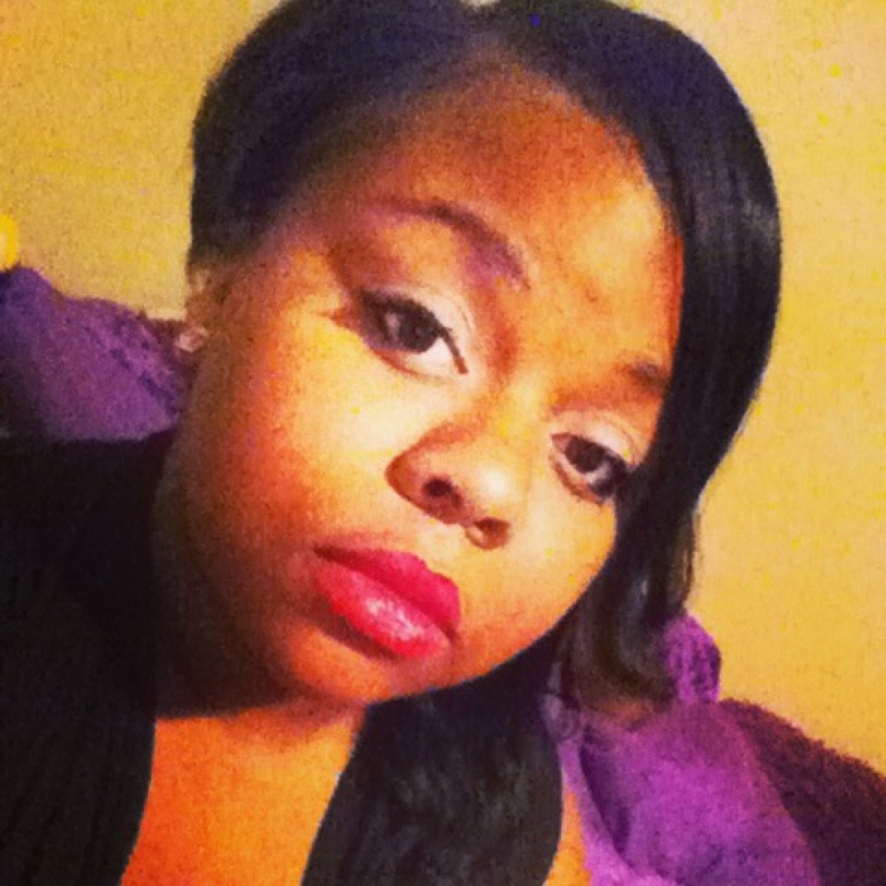 Just A Real Girl Ina Fake World^^^^ Follow Me And Read My Thoughts #MARCHBABY #TEAMPISCES #FOLLOWBACK