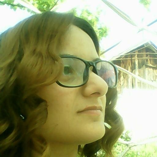 My name's mancho. i'm 20 years old. I was born 5 February 1994. i've brother and sister. i love they. I love music a very much