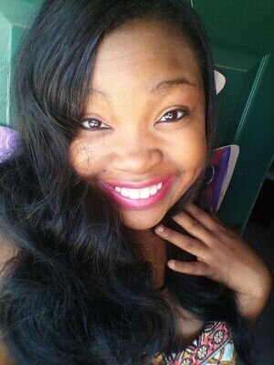 I ❤BEING ME... #HailState ....#HUMBLE... #teamThickGirl,,, i love food ...socialWork... love,,,god...peace!