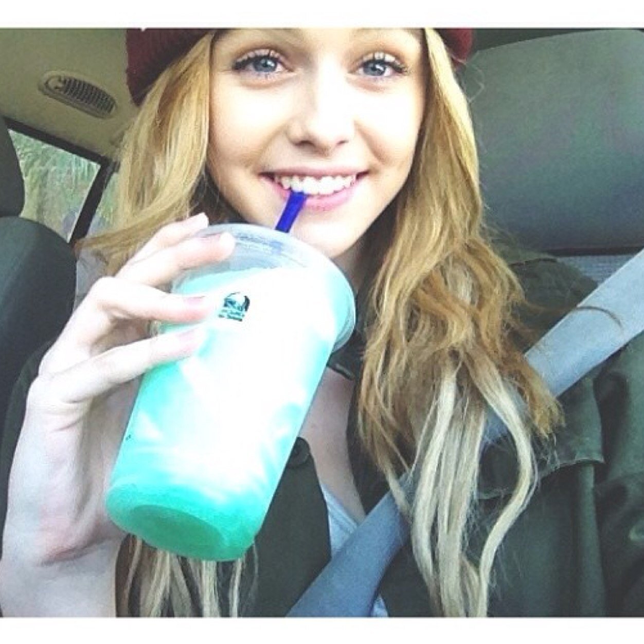 Haai!! Im Coryn Grace Butler. Yes, I am Austin Butler's cousin. I love Taco Bell, Starbucks & Netflix. {single} •FakeLife•
