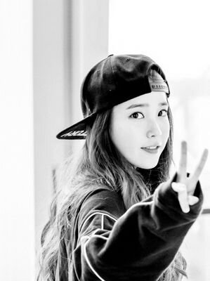 [V] @Cloudy_RP | 93 | Korea's cutest soloist ;3