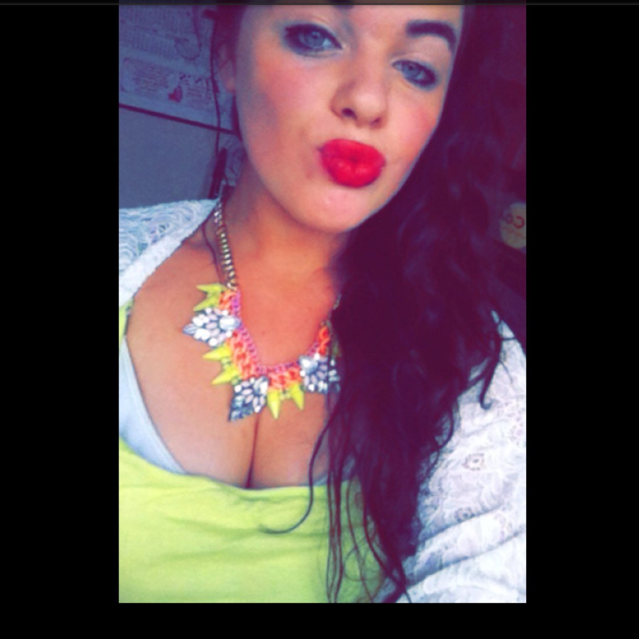 Instagram•_JUST_ME_CHLOE  Snapchat• snapchloe0213