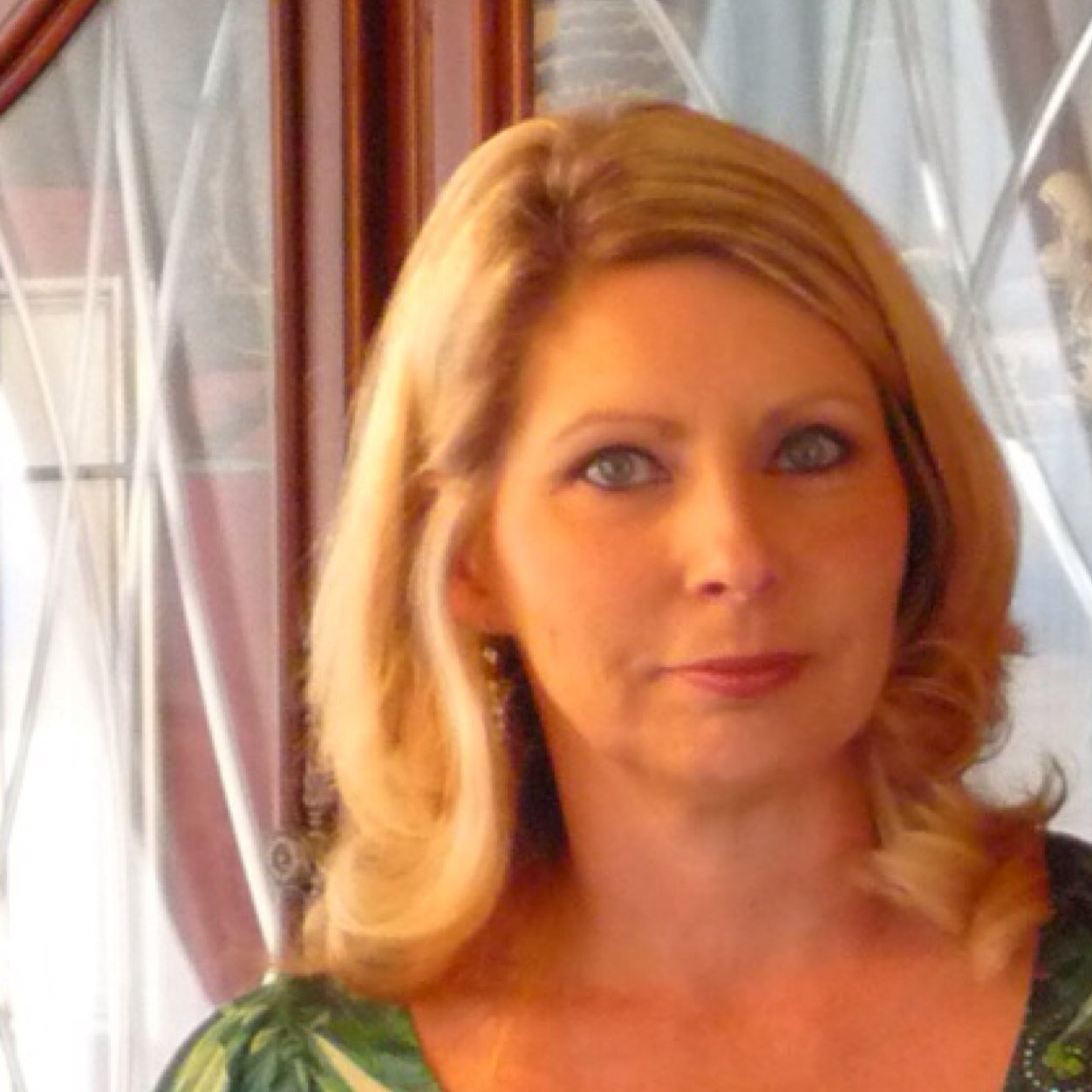 I am a hair stylist, a realtor at Beachy Beach Real Estate, mother and nana. I love God, my family and friends. Each day is a gift and a blessing! Trump 2024