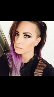 Lovaticmami's profile picture. 