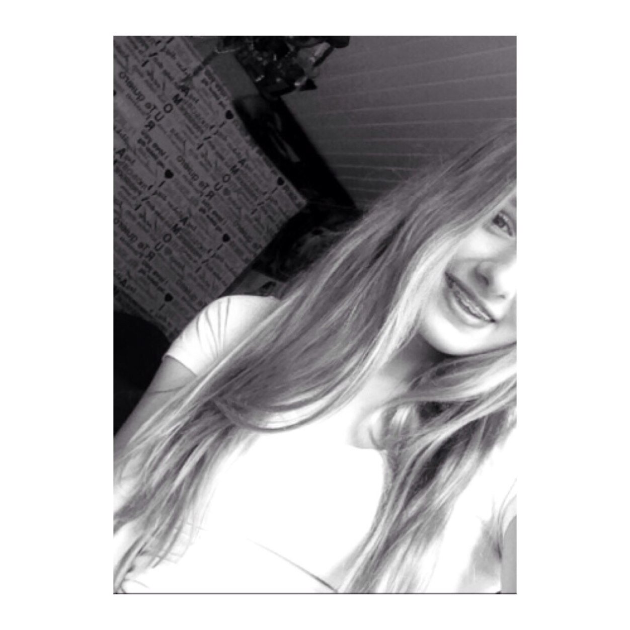 I love one boy i don't know of you know him he's name is JUSTIN DREW BIEBER/I touched him 13-04-2013.. I am who I am ...