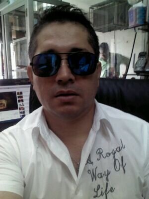 efraimanabi's profile picture. en la mañana trabajo con un amigo que no hace nada y por la tarde descanso