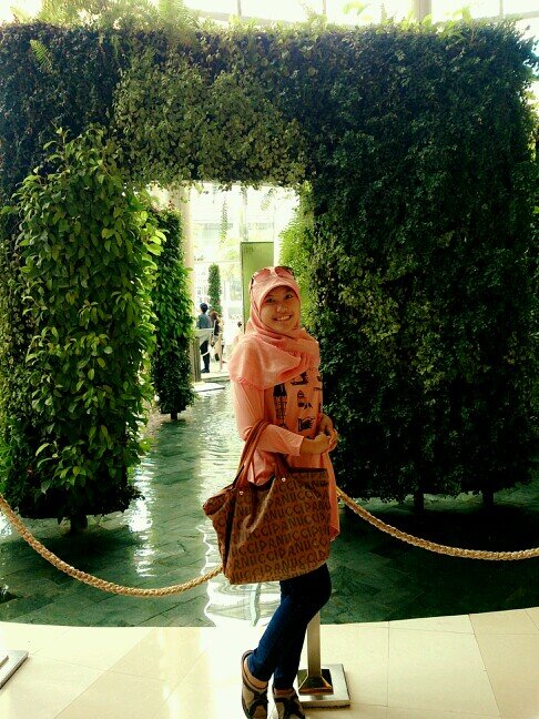 indyces's profile picture. halo! ich heisse indy. schon das ich dich sehen. ^_^