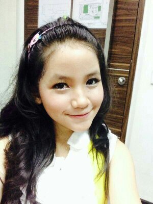 5nd Account Free Followers From @AdelizerBGR :)