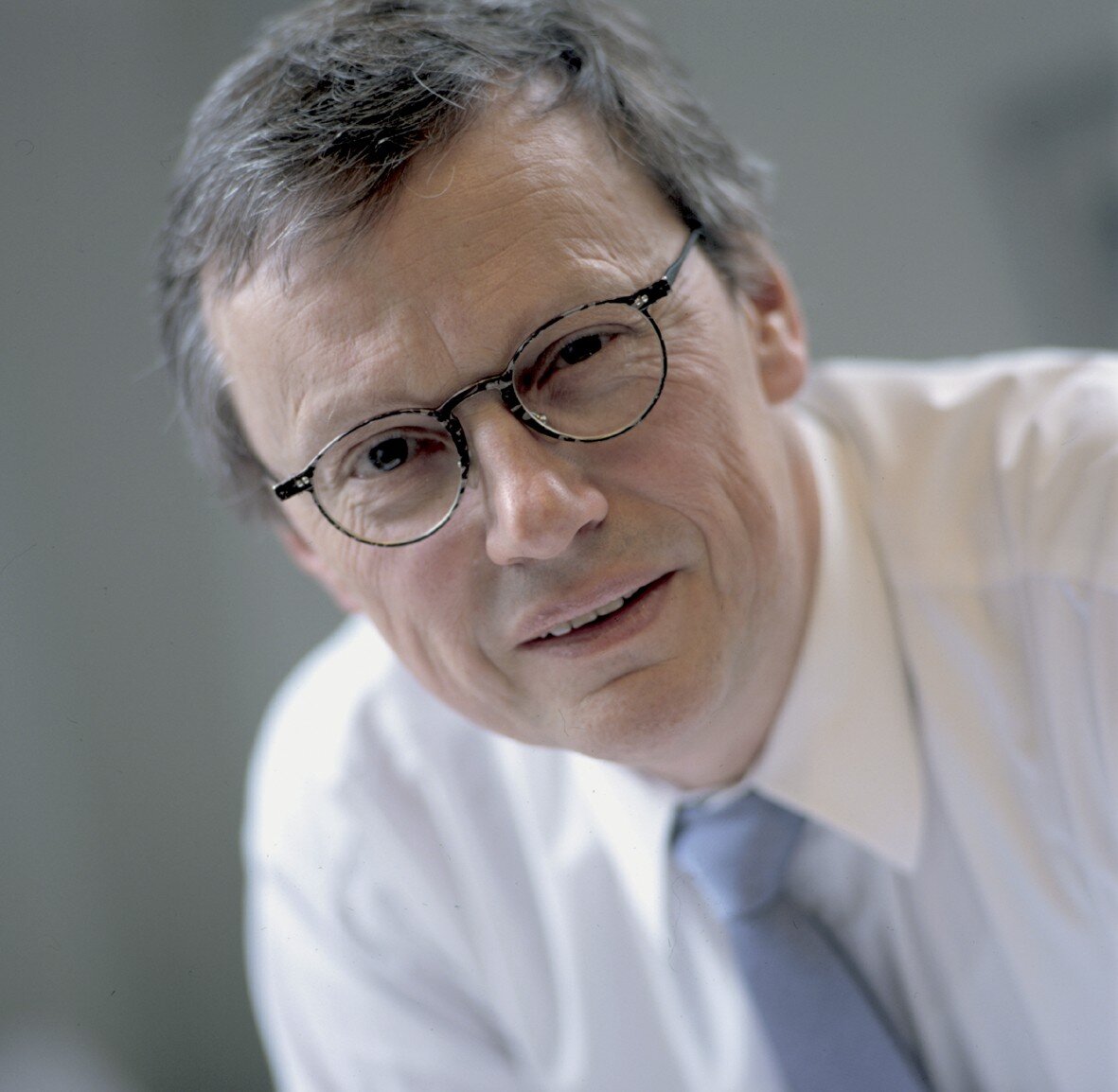 Senior advisor, ( was Sec.Gen. Vice-President)'Atlantic Treaty Association, Rue des Petits Carmes 20,Bruxelles 1000 B.