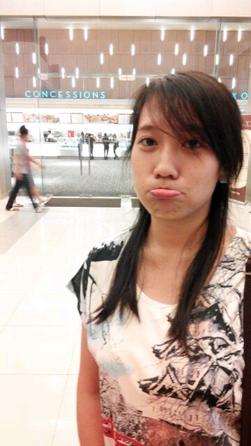 Feroliciouz's profile picture. @fendyadias ♥ • 我们是 家人 ♡ • If you really put a small value upon yourself, rest assured that the world will not raise your price • UNS ( ˘̶́⌣˘̶̀)