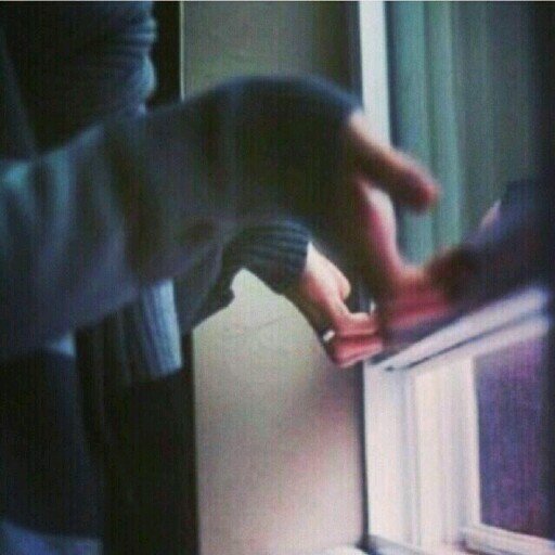 تقنعنيّ اﻟمواﻗف  ﻓلآ تُتعب ﻧفسگ  ﺑ / اﻟﺛرﺛرههِ :’!