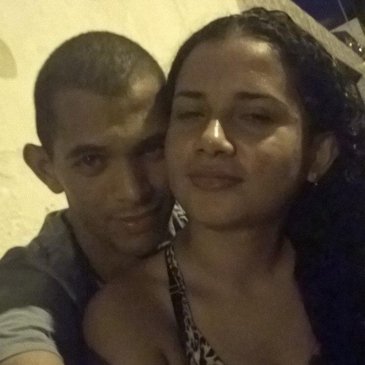 Dsxequemate's profile picture. SOU UM KRA LEGAL AMIGO, ALEGRE, ESTROVERTIDO ,BRINCALHÃO E PALHAÇO ,MAS OBS SE ME DEIXAR ZANGADO O BICHO PEGA.