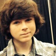 hijo de @SB_FHP y @Camie_FHP, orgulloso de ser su hijo.