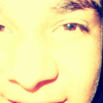 pablochanel's profile picture. ℒℴѵℯ Fashion amo la moda y estudio para trabajar en la industria y en un abir y cerrar de ojos soy editor de vogue mexico