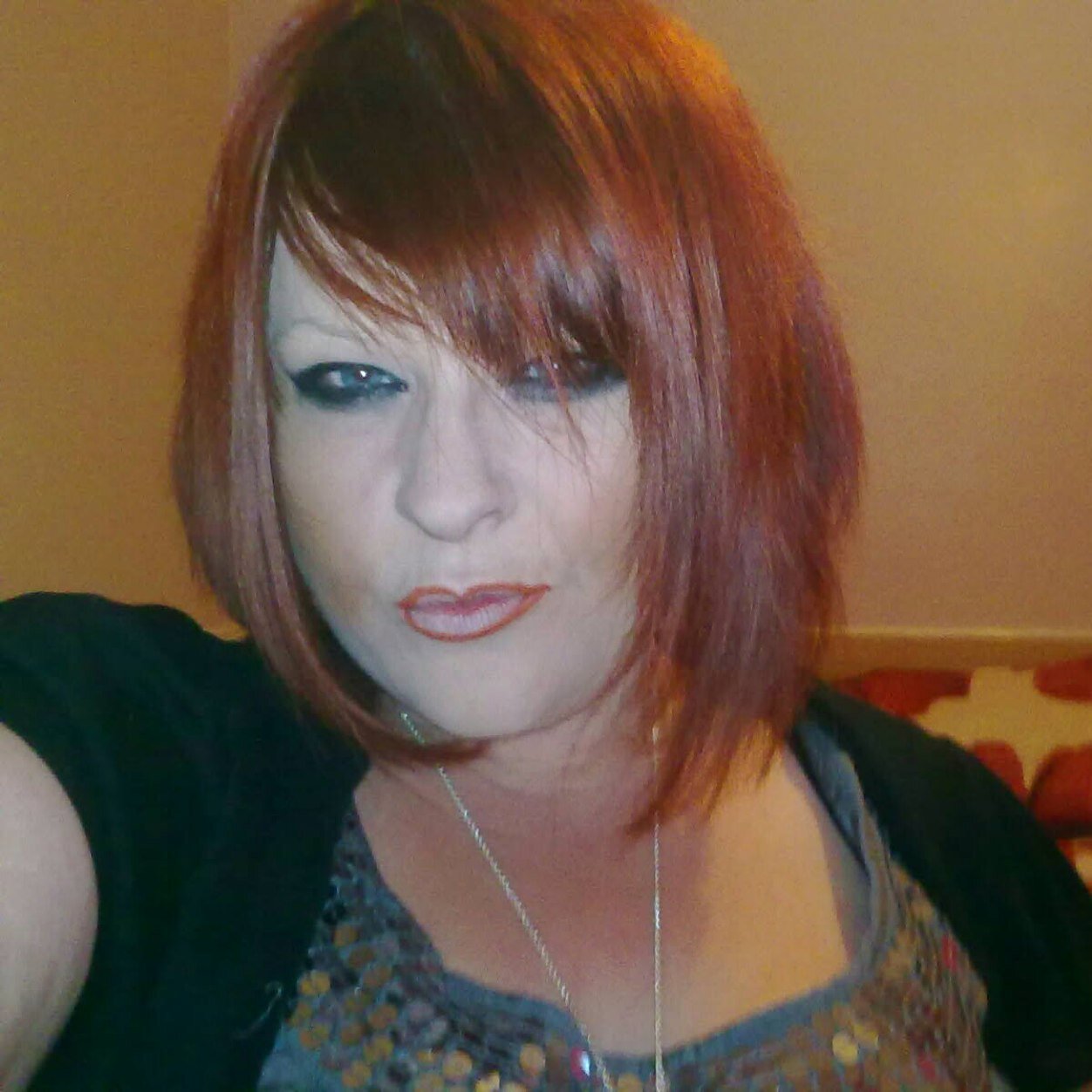 claracluck1974's profile picture. 