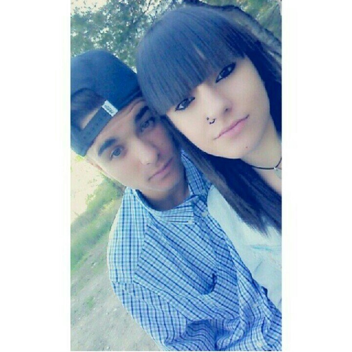 15. Mejor amiga.                                                     XXIV-IV-MMXIV. Hermanos.                      Instagram: @ana_pitufina.