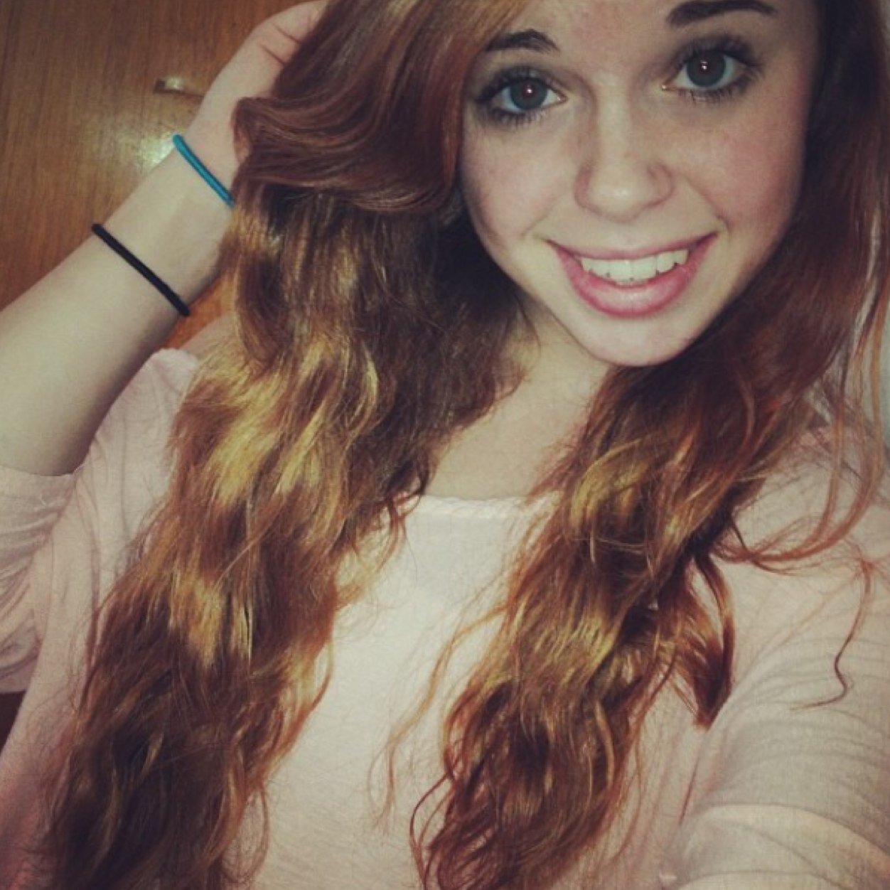 Chrissy_Irwin's profile picture. 1-800-CHOKE DAT HOE