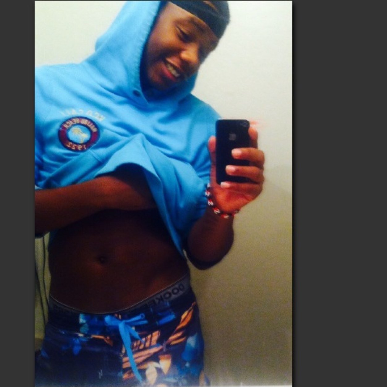 I'm rj Follow me and ill return tha favor!
Message me too!
