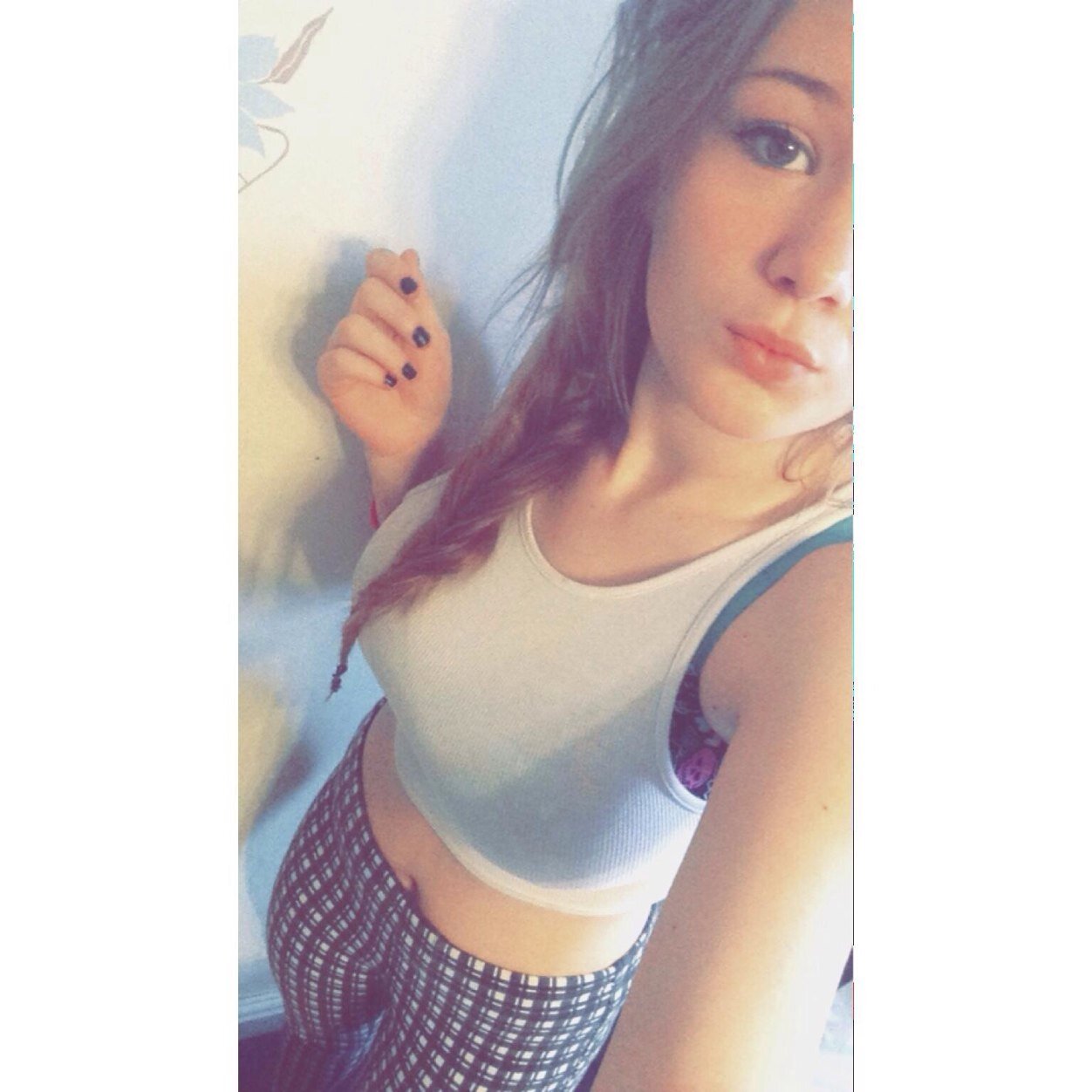 instagram;emily_collis13 snapchat;emily-rose9 follow and I'll follow back.   My boy✊