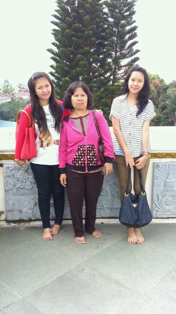 Buddhist,my family ♥mom,my best friends CYCY'S #25