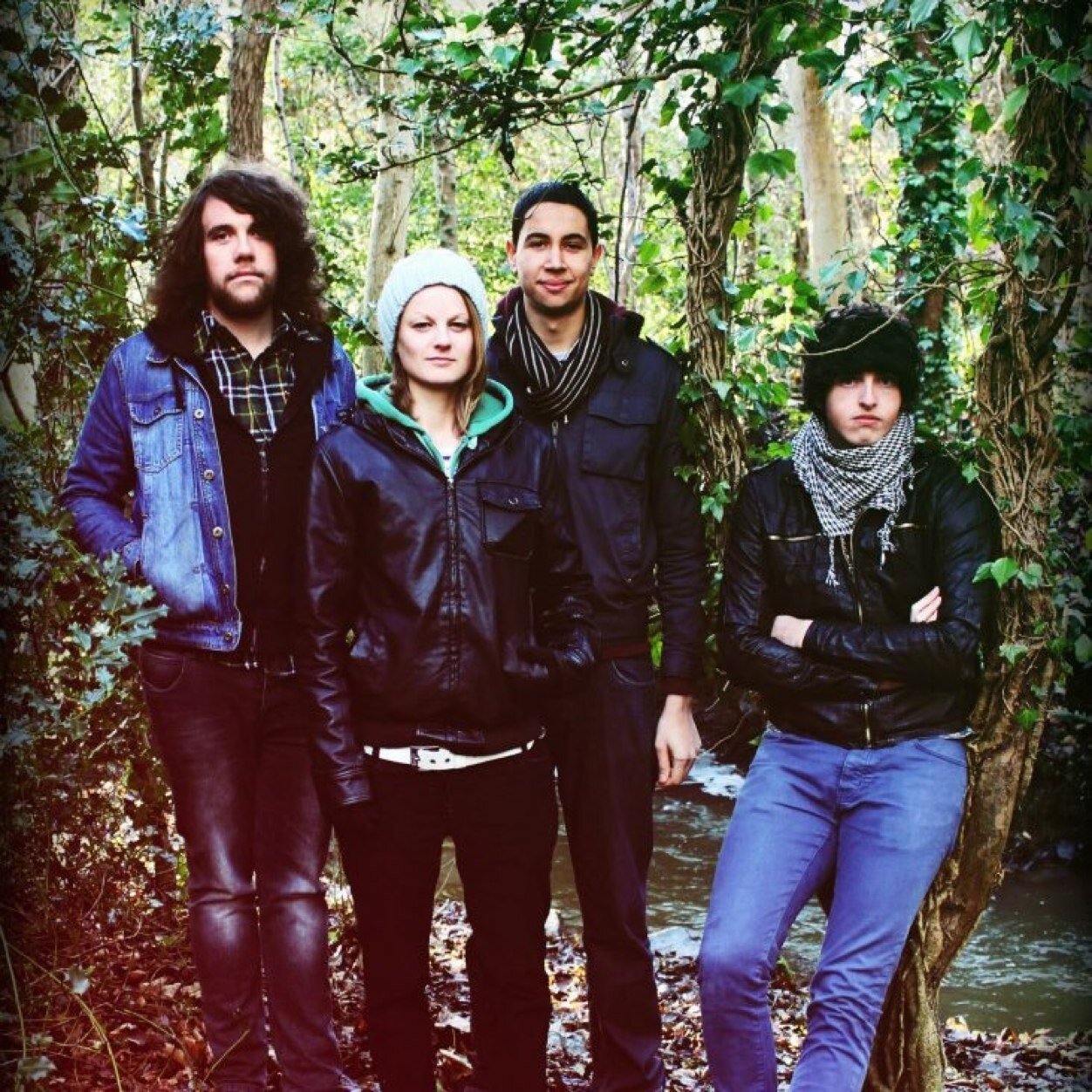 Sparrow_hawks's profile picture. Was a band - Alt Folk Pop from the Welsh border. Now members of @Kidsmokemusic @alphamaleTparty and @TBB_Chester