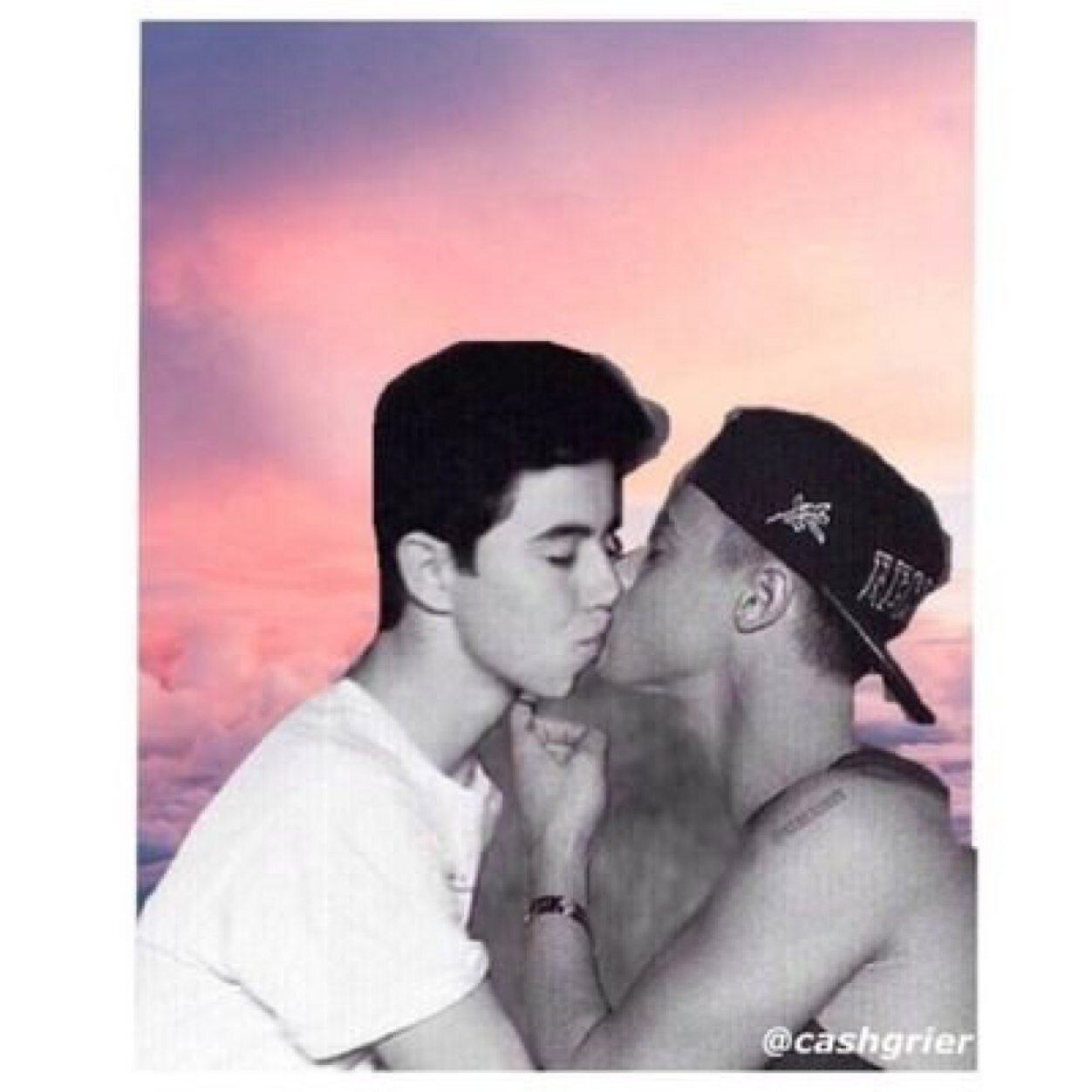 GO FOLLOW @MagconBishs_ OR UNFOLLOW