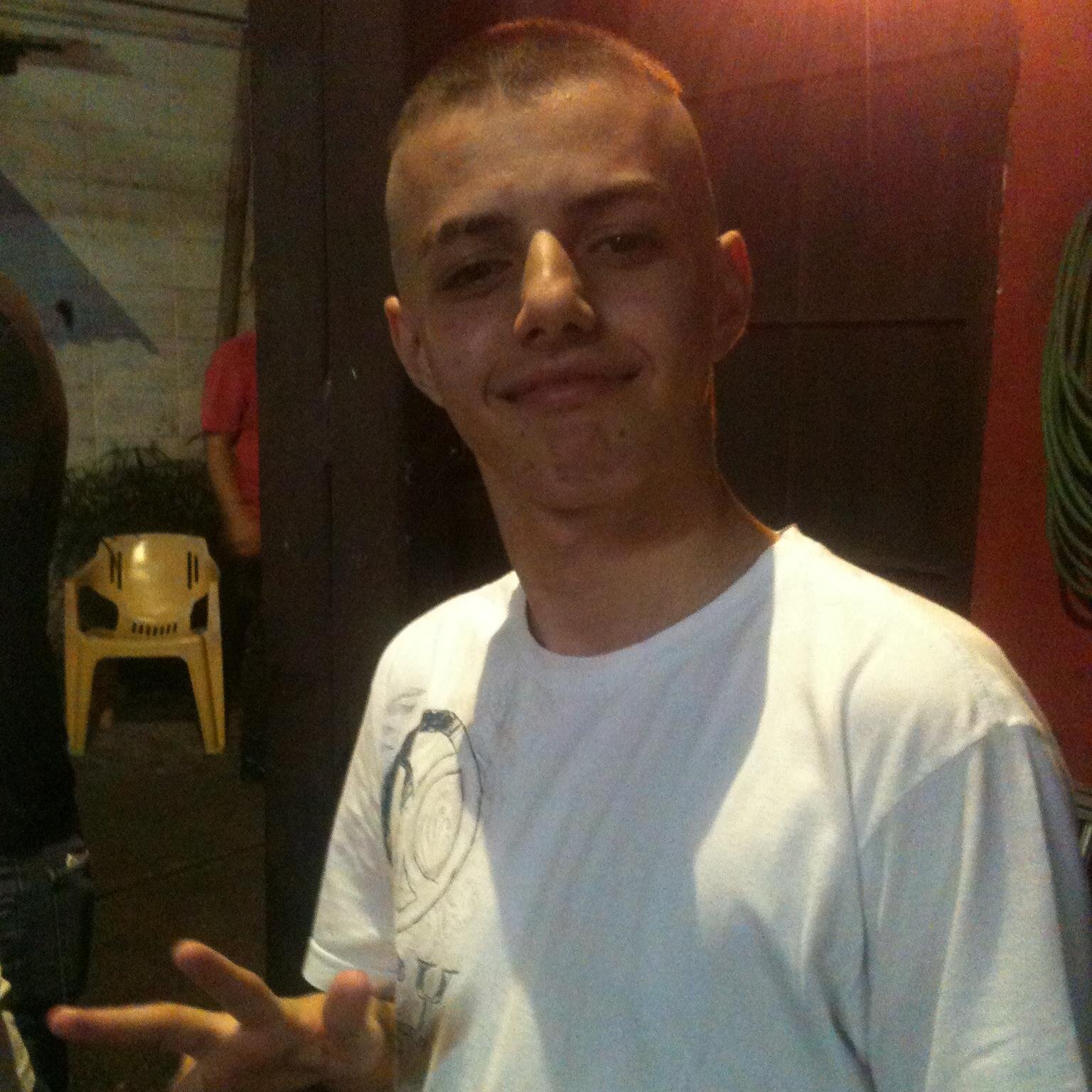 Menino de lata.. Coração de Titanium kk