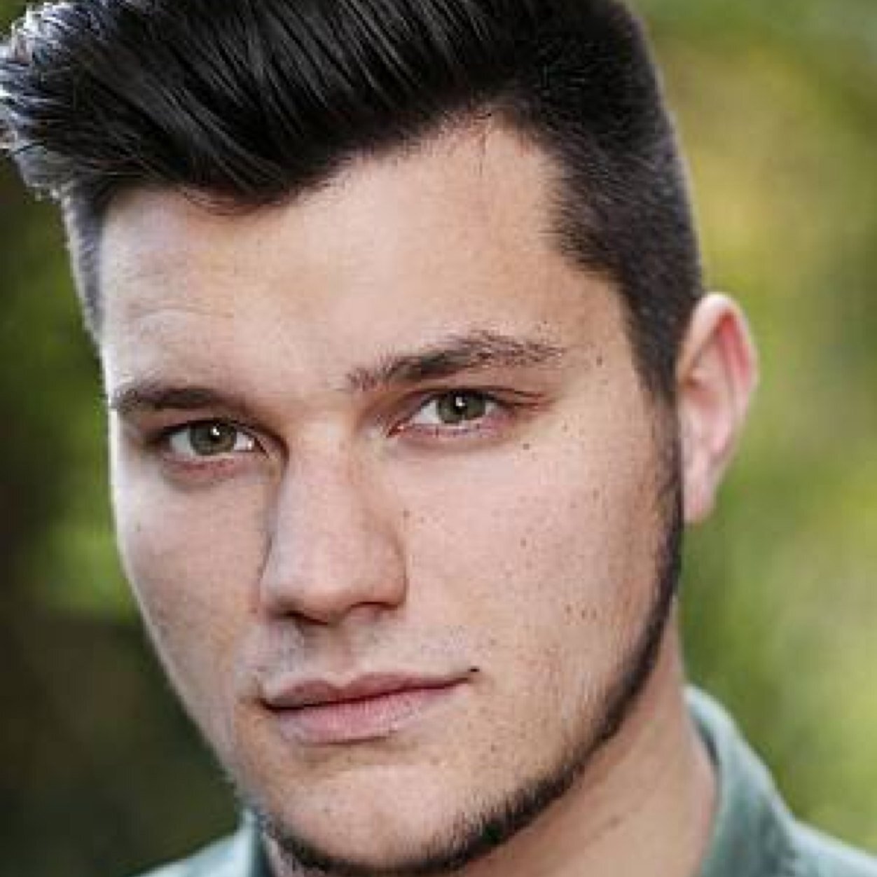 MichaelDHesketh's profile picture. Actor and Singer The Ebeneze This is the offical page for Michael Hesketh represented by @reddoormgmt