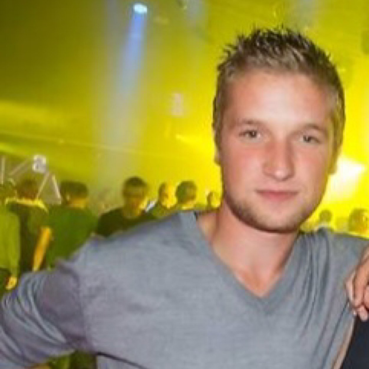 romuderozieres's profile picture. 